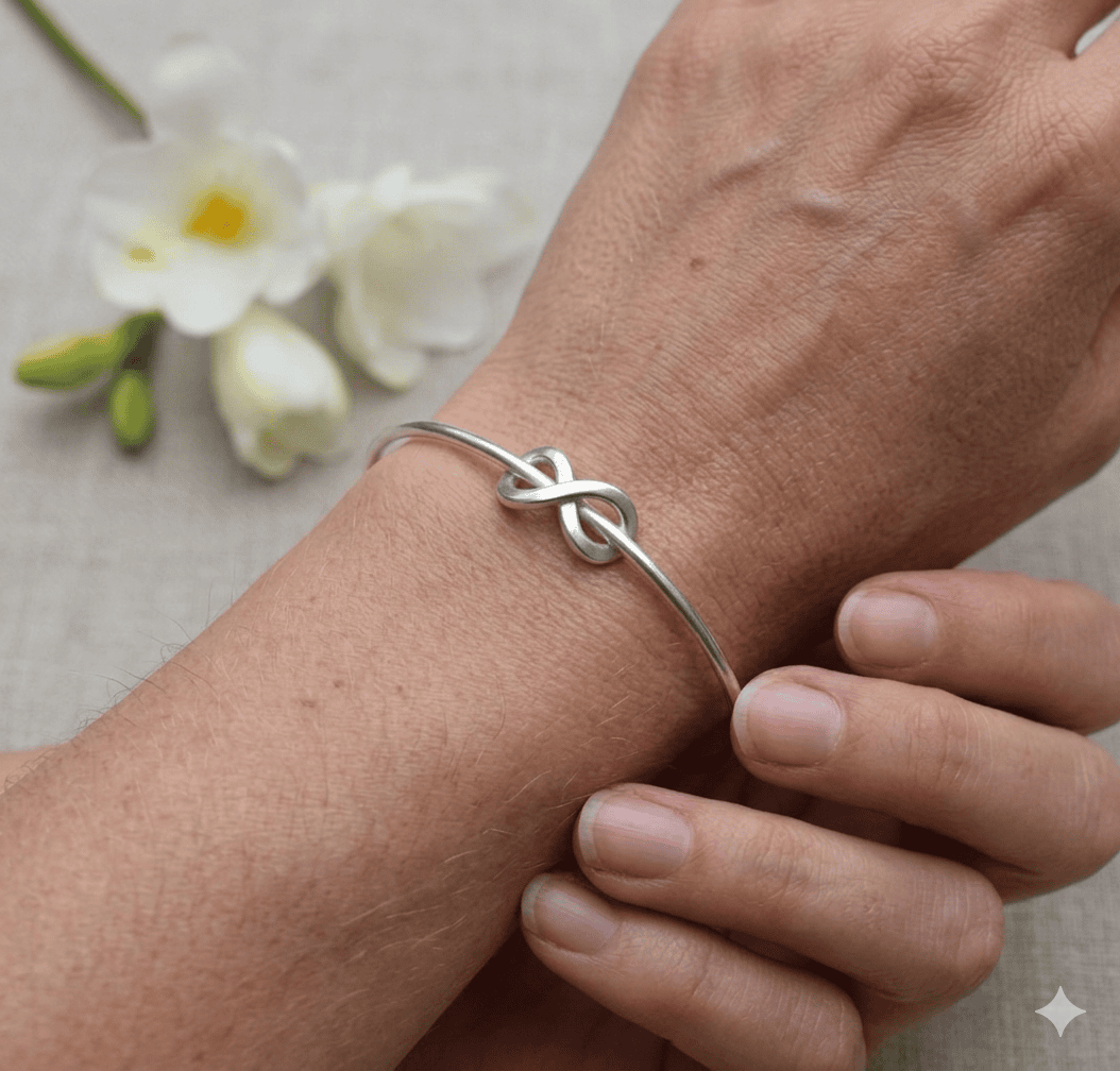 Handmade. Solid, Sterling Silver, Oval Infinity Bangle - Image 2