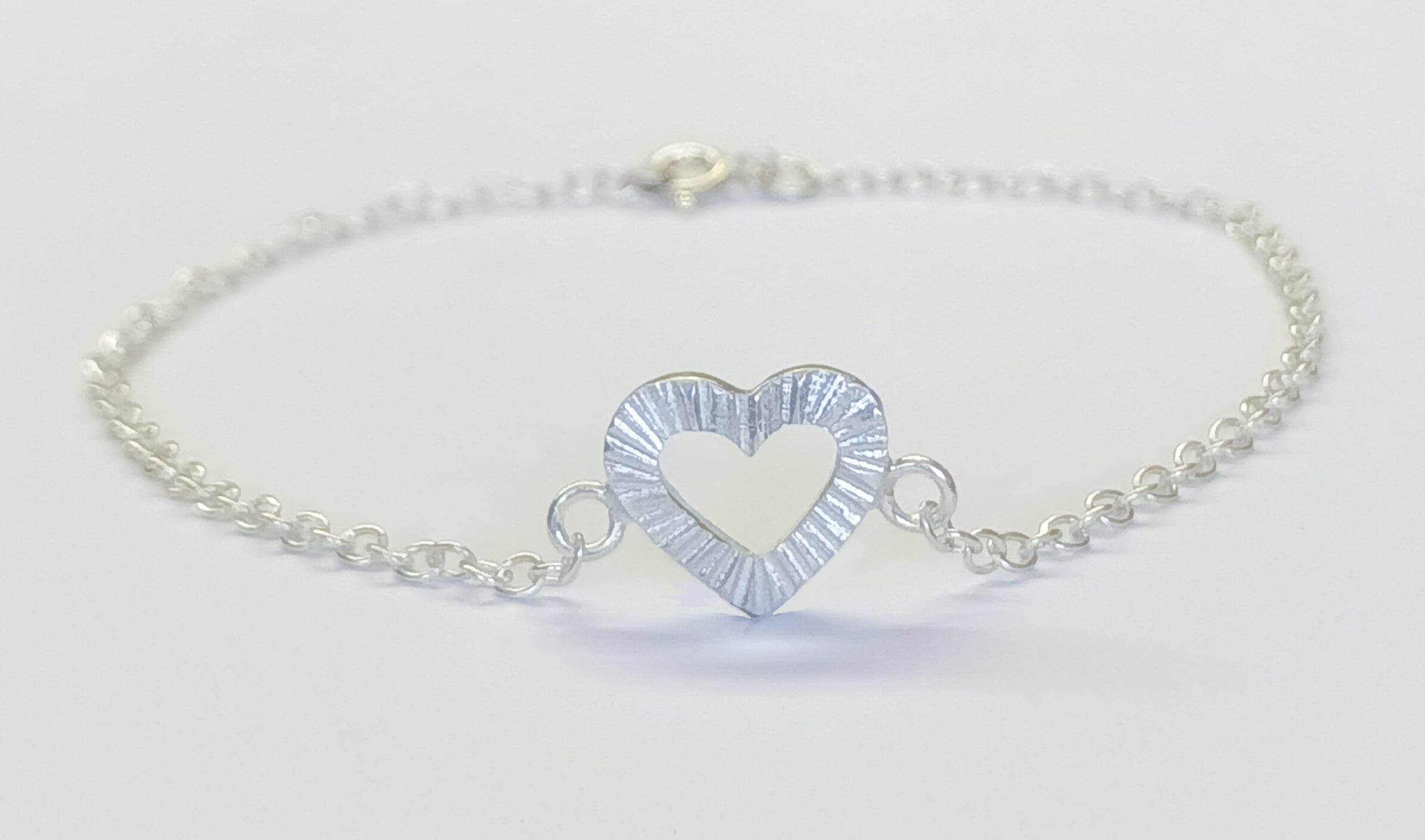 Sterling Silver Infinite Heart Textured Pendant Necklace - Image 3