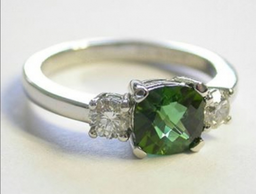 9K white Gold, faceted green Tourmaline and Diamond engagement ring