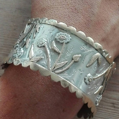resize- 0009 Sterling-Silver-Gold-engraved-bangle